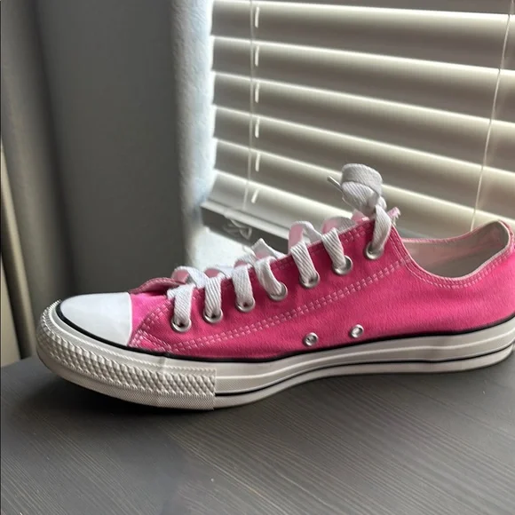 Converse Pink Canvas Sneakers with White Accents - Picture 6 of 16